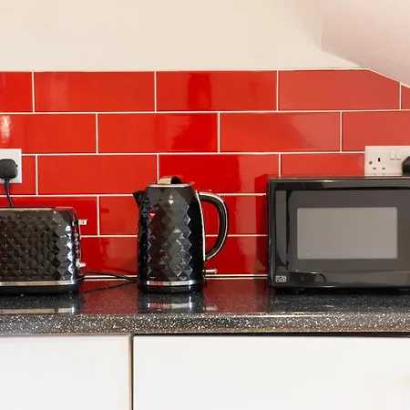 Modern Centre Flat With Free Parking * Leeds (West Yorkshire)